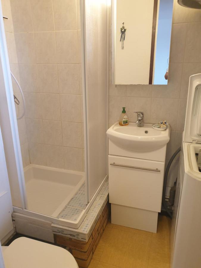 Appt 2 Ou 4 Personnes Avec Piscine, Tennis Et Parking Prive เฟลอรี ภายนอก รูปภาพ