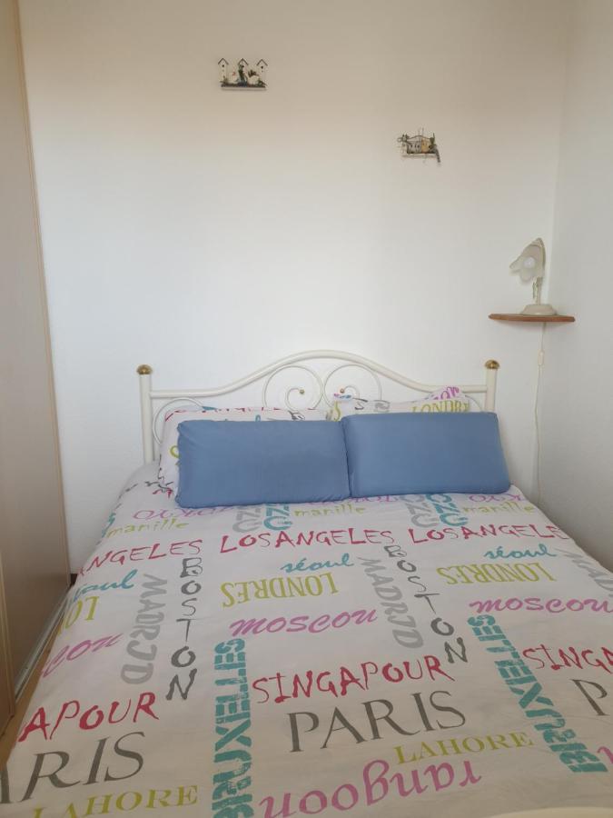 Appt 2 Ou 4 Personnes Avec Piscine, Tennis Et Parking Prive เฟลอรี ภายนอก รูปภาพ