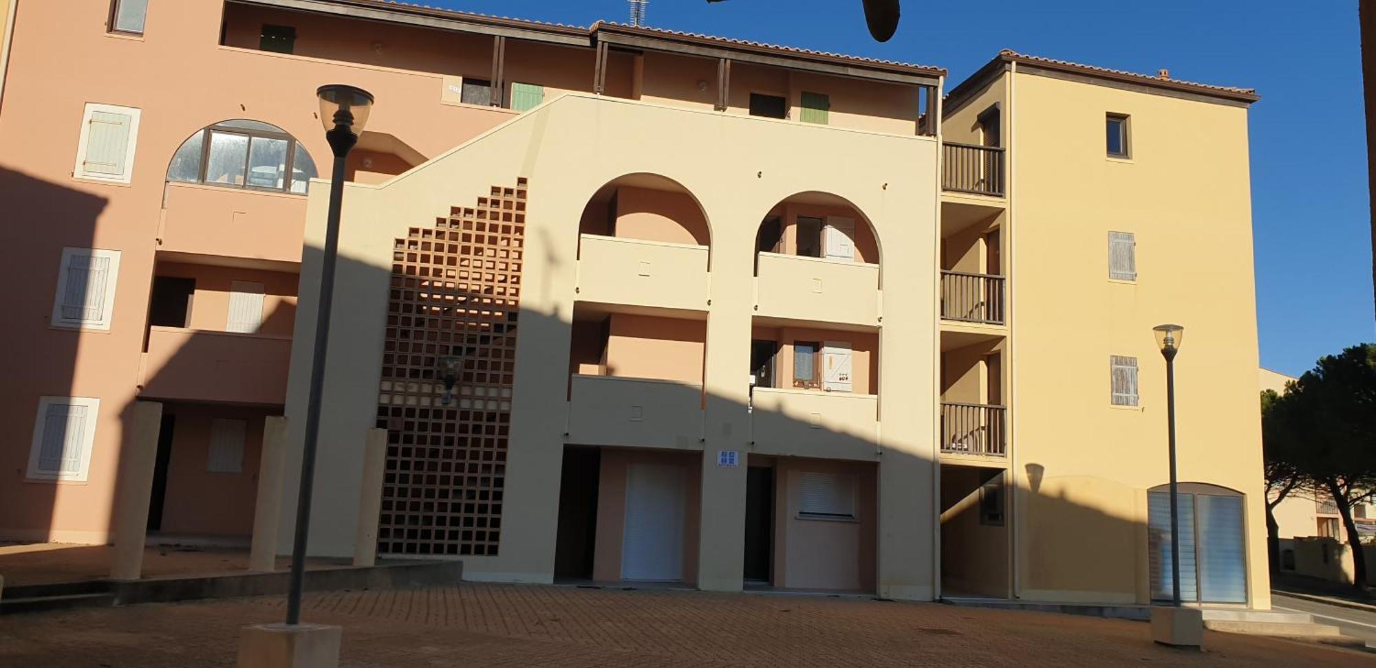 Appt 2 Ou 4 Personnes Avec Piscine, Tennis Et Parking Prive เฟลอรี ภายนอก รูปภาพ